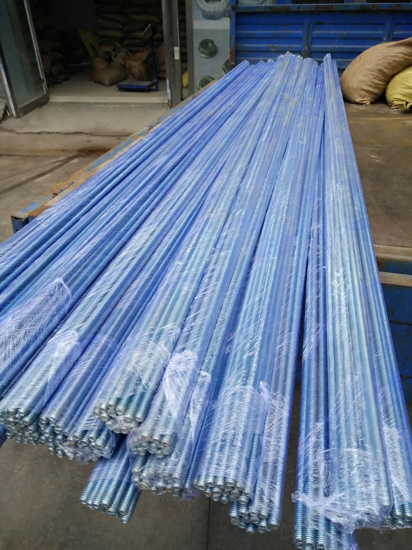 1758790438894684.jpg src=http___cbu01.alicdn.com_img_ibank_2015_745_760_2556067547_1725641399.jpg&refer=http___cbu01.alicdn.webp.jpg